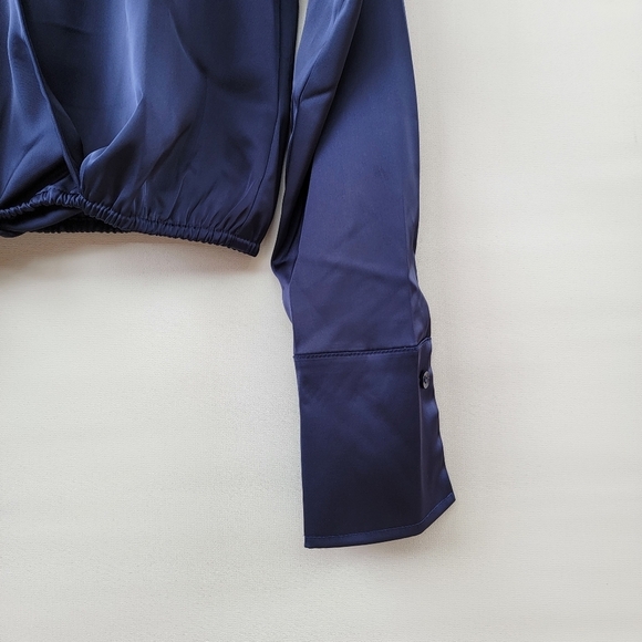 Good American Long Sleeve Stretch Satin Faux Wrap Top Womens XS Navy Blue French - Picture 6 of 16